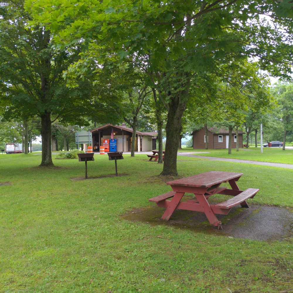 Unadilla Rest Area - Picnic tables - Rest Stops Near Me - Sidney Center, New York