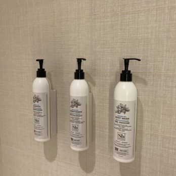 Delta Hotels Toronto - Shampoo conditioner by soap box - Hotels Near Me - Toronto, Ontario Delta Hotels Toronto - Shampoo conditioner by soap box - Hotels Near Me - Toronto, Ontario