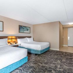 Hilton Garden Inn Islip/MacArthur Airport - Guest room