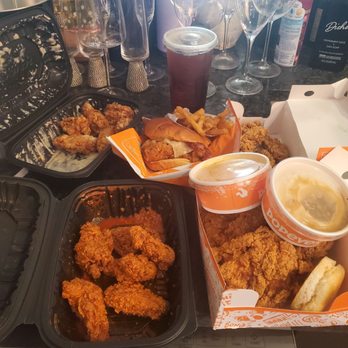 Popeyes Louisiana Kitchen - Popeye's haul - Chicken Wings Near Me - Austin, Texas Popeyes Louisiana Kitchen - Popeye's haul - Chicken Wings Near Me - Austin, Texas