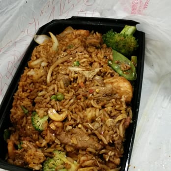 Bangkok 96 - Shrimp,beef,and chicken fried rice - Thai Near Me - Dearborn, Michigan