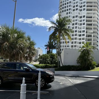 Seacoast 5700 Condominium Association - Apartments Near Me - Miami Beach, Florida Seacoast 5700 Condominium Association - Apartments Near Me - Miami Beach, Florida