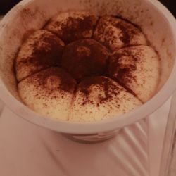 Domino's - Tiramisu...Yummi