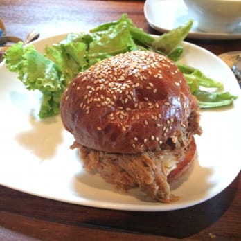 Armsby Abbey - Vinegar pulled pork with greens - absolutely delicious - New American Near Me - Worcester, Massachusetts Armsby Abbey - Vinegar pulled pork with greens - absolutely delicious - New American Near Me - Worcester, Massachusetts
