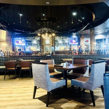 Reunion Kitchen + Drink - Interior - New American Near Me - Corona, California
