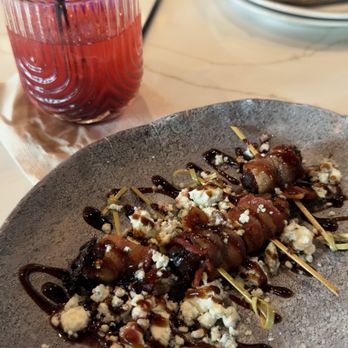 The State - The tiniest 4 dates I have ever seen - $11 - American Near Me - Riverside, California The State - The tiniest 4 dates I have ever seen - $11 - American Near Me - Riverside, California