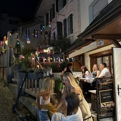 Caveau des Vignerons Montreux - Outdoor patio area