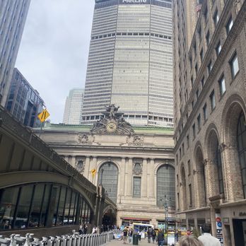 Grand Central Terminal - Views of Grand Central's facade upon approach - Landmarks & Historical Buildings Near Me - New York, New York Grand Central Terminal - Views of Grand Central's facade upon approach - Landmarks & Historical Buildings Near Me - New York, New York