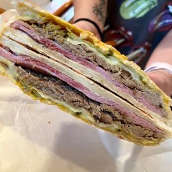Cubano Bros - Cubano sándwich