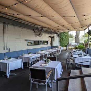 Bludorn - Outdoor patio - New American Near Me - Houston, Texas Bludorn - Outdoor patio - New American Near Me - Houston, Texas