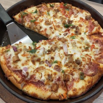 Pizza Hut - Classic Pan Supreme - Pizza Near Me - Lucena, QUE