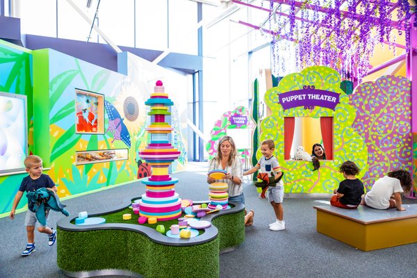Children's Discovery Museum of the Desert by null