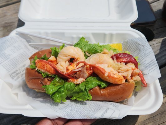 Iggy's Doughboys & Chowder House by null