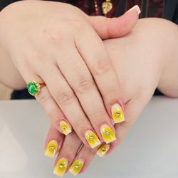 White Heaven Nail Spa - By Chau