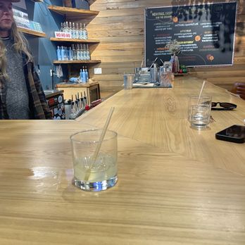 Distillery 98 - Drinks at the bar - Distilleries Near Me - Santa Rosa Beach, Florida Distillery 98 - Drinks at the bar - Distilleries Near Me - Santa Rosa Beach, Florida