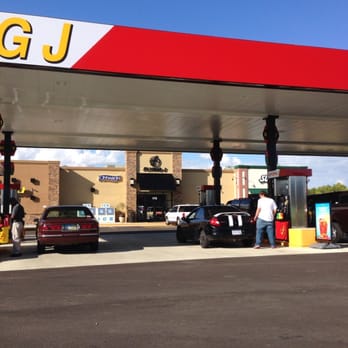 Flying J Travel Center - Rest Stops Near Me - Vandalia, Ohio