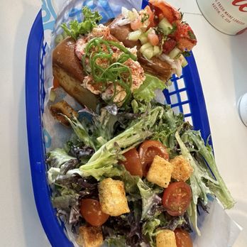 Garbos - Mini rolls with a side salad - Seafood Near Me - Austin, Texas Garbos - Mini rolls with a side salad - Seafood Near Me - Austin, Texas