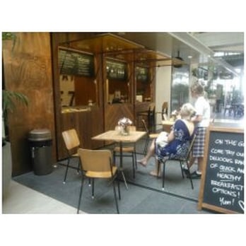 White's & Co. - Ice Cream & Frozen Yogurt Near Me - Britomart, AUK White's & Co. - Ice Cream & Frozen Yogurt Near Me - Britomart, AUK