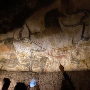 Grotte de Lascaux II - Cave painting - Landmarks & Historical Buildings Near Me - Montignac, 24