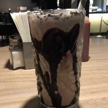 Phil's Burger - Oreo shake - Burgers Near Me - Stockholm, Alberta Phil's Burger - Oreo shake - Burgers Near Me - Stockholm, Alberta