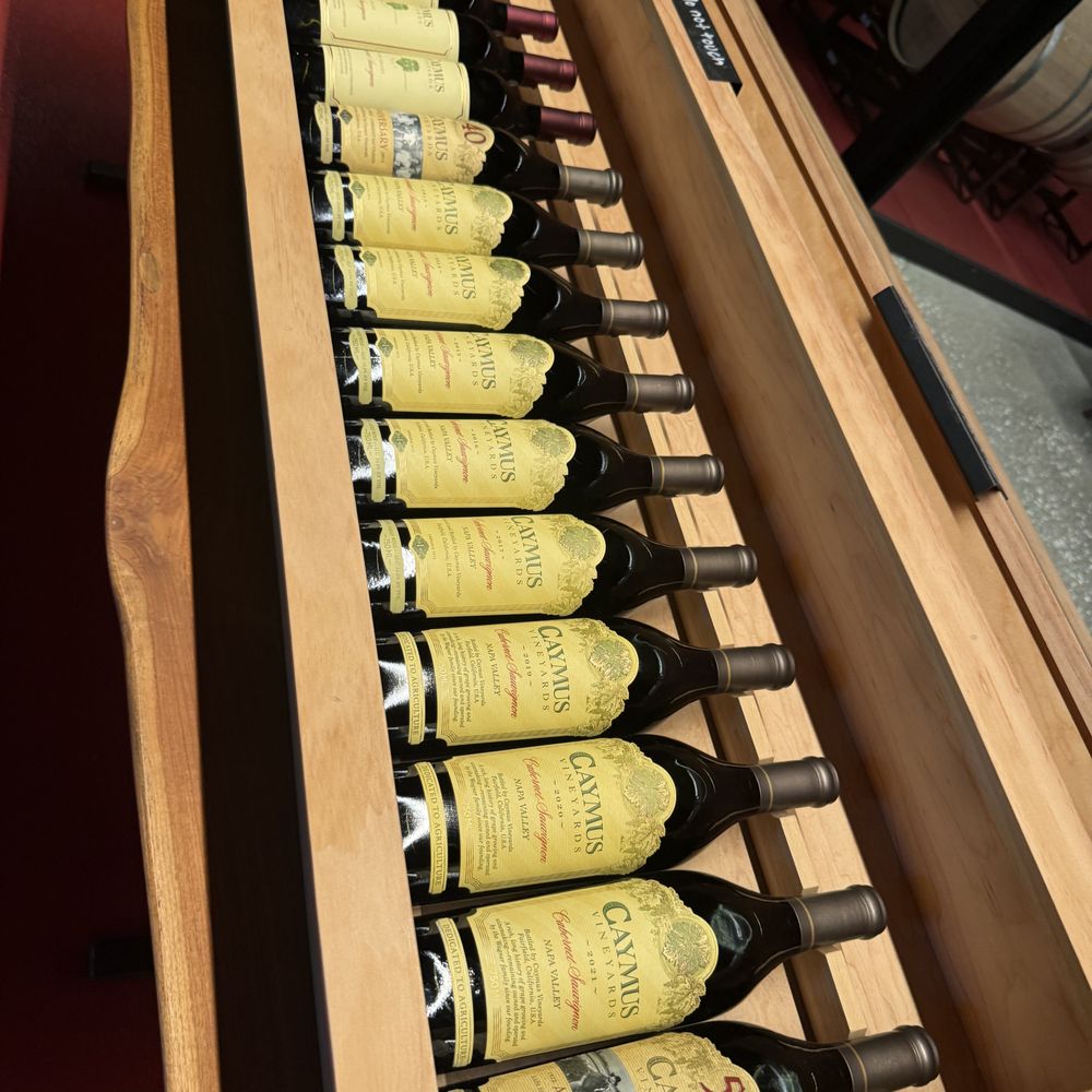 Caymus Vineyards - Wineries Near Me - Rutherford, California