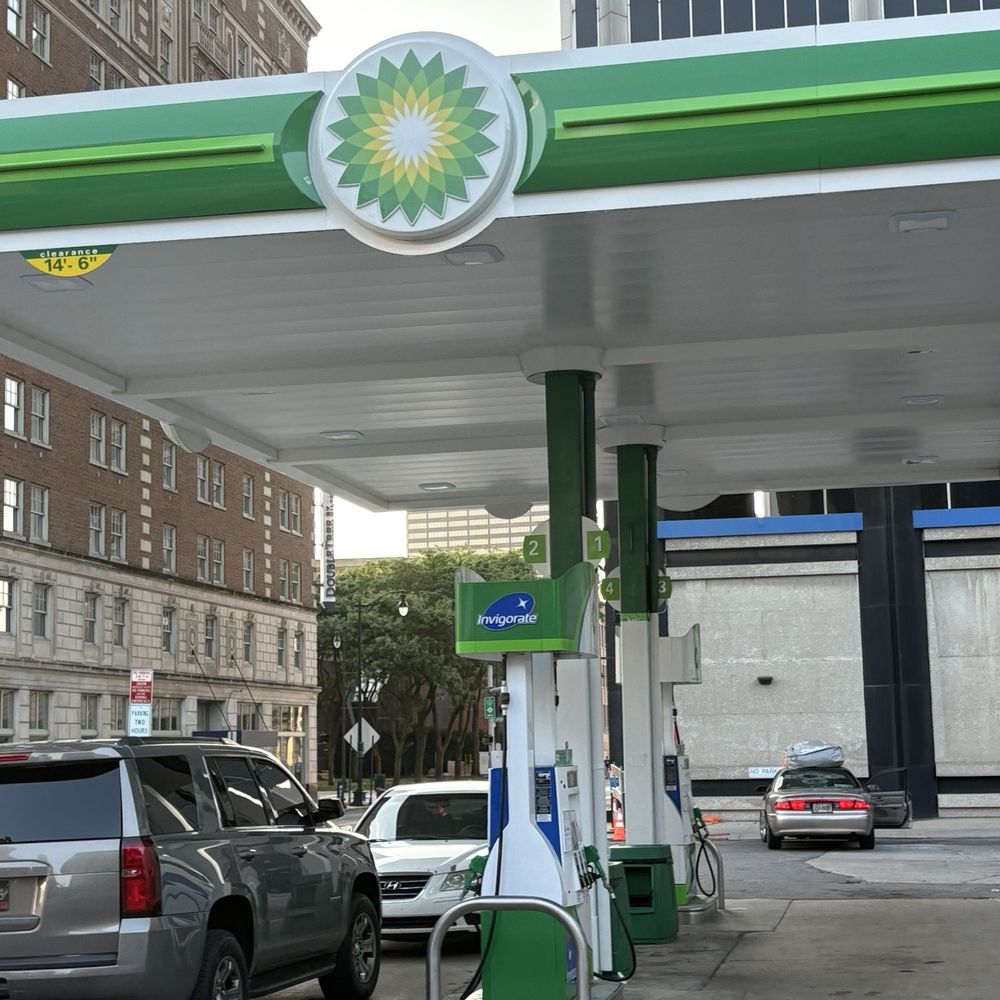 bp - Gas Stations Near Me - Detroit, Michigan