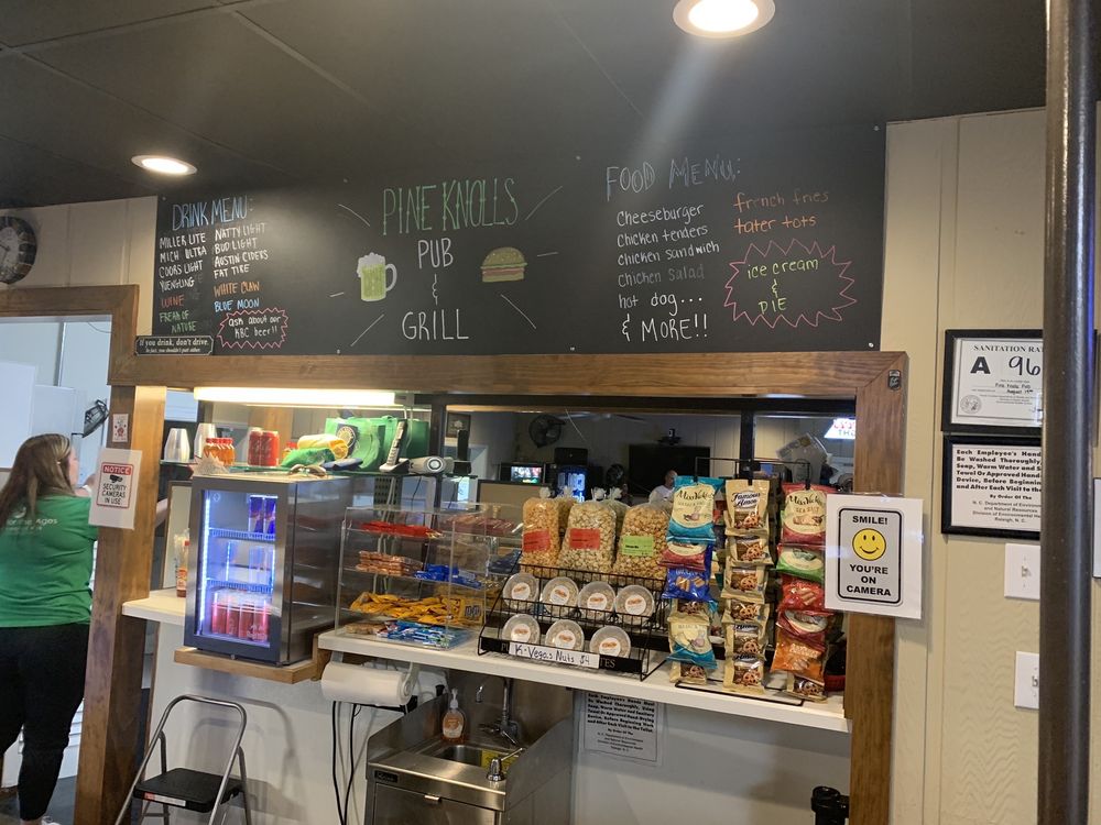 PINE KNOLLS GOLF CLUB 1100 Quail Hollow Rd, Kernersville, North