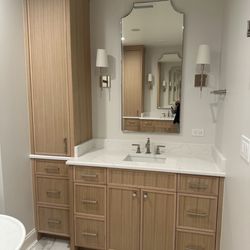 EEB Interiors - So much (beautiful) storage in this bathroom by Erin
