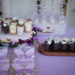 Divine Sweetss