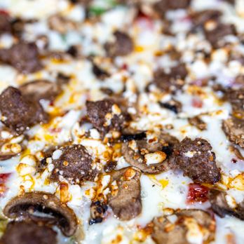 Pizza CasaMia - Via Tuscana (pesto sauce, whole-milk mozzarella cheese, mushrooms, spinach, sun-dried tomatoes, feta cheese and garlic) w/ added Sausage - Pizza Near Me - San Jose, California Pizza CasaMia - Via Tuscana (pesto sauce, whole-milk mozzarella cheese, mushrooms, spinach, sun-dried tomatoes, feta cheese and garlic) w/ added Sausage - Pizza Near Me - San Jose, California