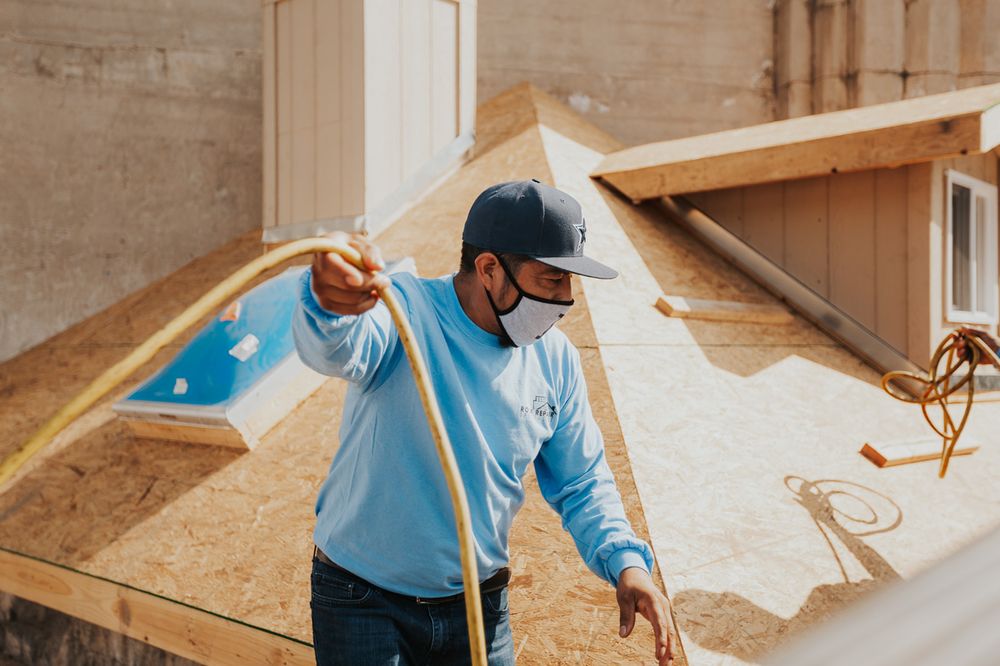 Slide of Roof Repair Specialist