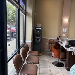 Jl Nails & Spa - Seating Area