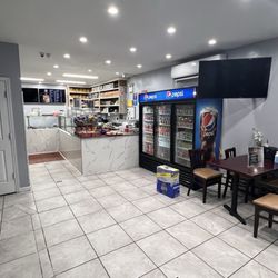 True Flavours Restaurant & Roti Shop - Decor