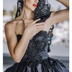 Hairpins and Happiness - Stylized black ball gown photoshoot with
Brides and Tailor