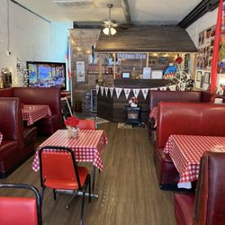 Vladislava's Czech Bakery & Café - Inside from the entry