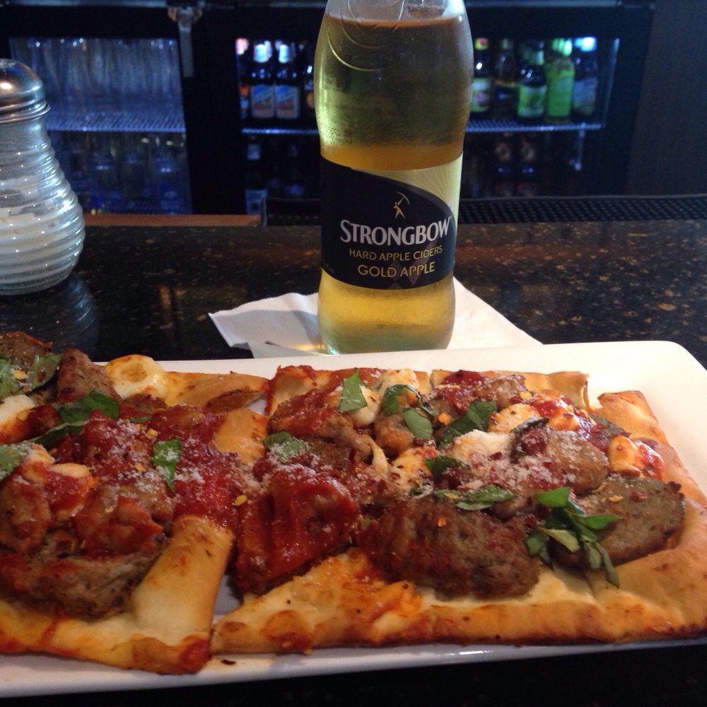Hy-Vee Market Grille - Italian flatbread pizza and a Strongbow beer, hard Apple cider - American Near Me - Olathe, Kansas