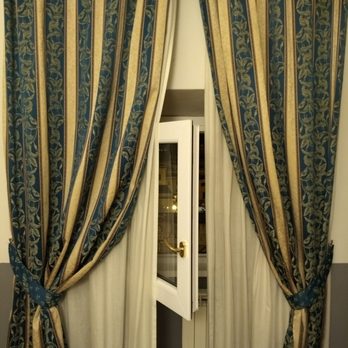 A View of Rome - A room with a view- I love that the window opens and what a view! - Bed & Breakfast Near Me - Rome, RM