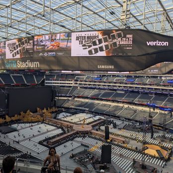 SoFi Stadium - Stadiums & Arenas Near Me - Inglewood, California SoFi Stadium - Stadiums & Arenas Near Me - Inglewood, California