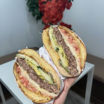 Doda - Burgers Near Me - Dallas, Texas