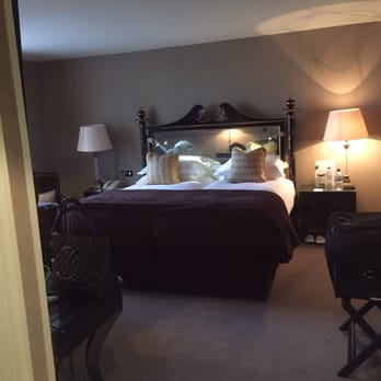 The Kensington Hotel - Book the Deluxe you won't be sorry - Hotels Near Me - London, XGL