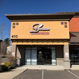 Come visit us today to look at our wide selection of window coverings! Come visit us today to look at our wide selection of window coverings!