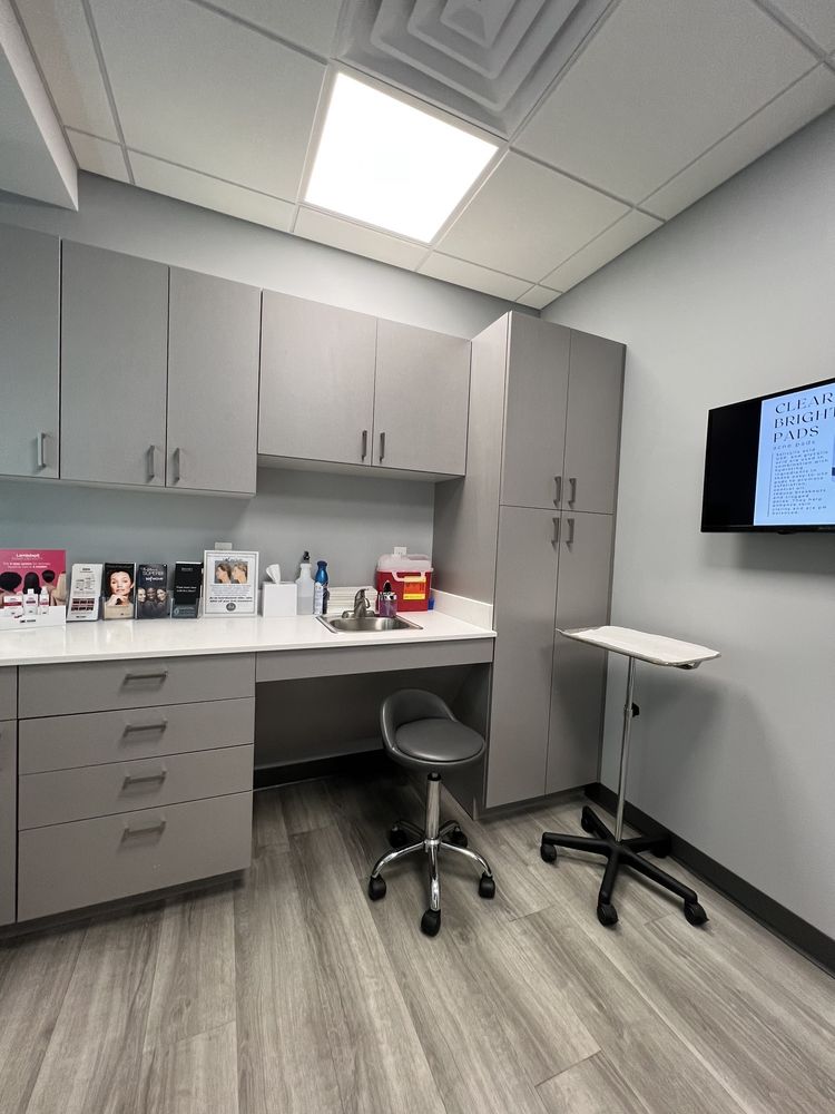 DERMATOLOGY & SKINCARE ARTS Updated October 2024 18 Photos 3695