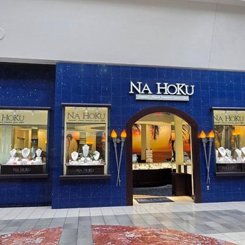 Na Hoku - Na Hoku storefront at Washington Square Mall, Tigard - Jewelry Near Me - Tigard, Oregon Na Hoku - Na Hoku storefront at Washington Square Mall, Tigard - Jewelry Near Me - Tigard, Oregon