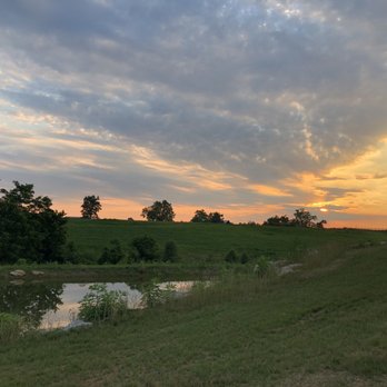 Barn8 - Outdoor setting at Barn 8 restaurant - New American Near Me - Goshen, Kentucky