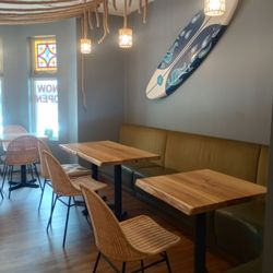 Lyon's Hawaiian BBQ - Inside the restaurant