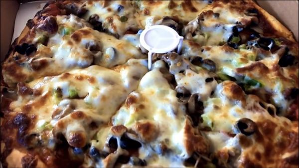 Regina's Pizza by null