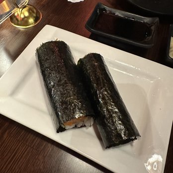 EAT'S SUSHI - salmon and spicy salmon hand rolls - Sushi Bars Near Me - Costa Mesa, California