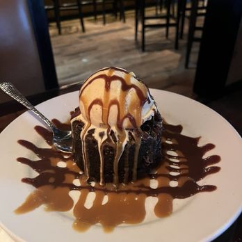 LongHorn Steakhouse - Molten Lava Cake - Steakhouses Near Me - Wixom, Michigan LongHorn Steakhouse - Molten Lava Cake - Steakhouses Near Me - Wixom, Michigan