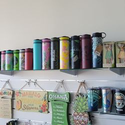 Makaha Surf and Souvenir - Canteen