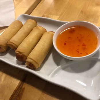Thai Table - Thai Near Me - Maplewood, Missouri